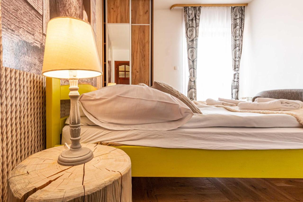 Gronik Bed & Breakfast Ngoại thất bức ảnh